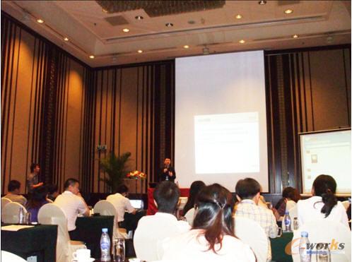 �Z��ؔ�����g�аl(f��)�����O(ji��n)�c��ҷ����Ñ��w�