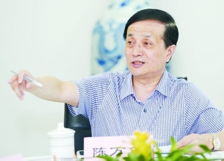 ȫ���˴�������������볣ί��ԭ�����f(xi��)����ϯ��f־